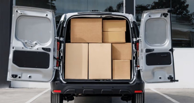 Camioneta con cajas